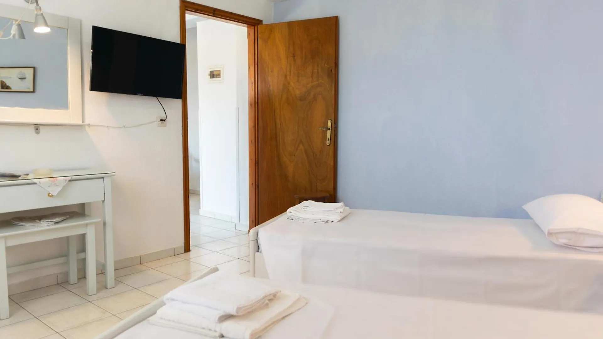 Ξενοδοχείο με διαμερίσματα Hotel Sarikas Πολύχρονο